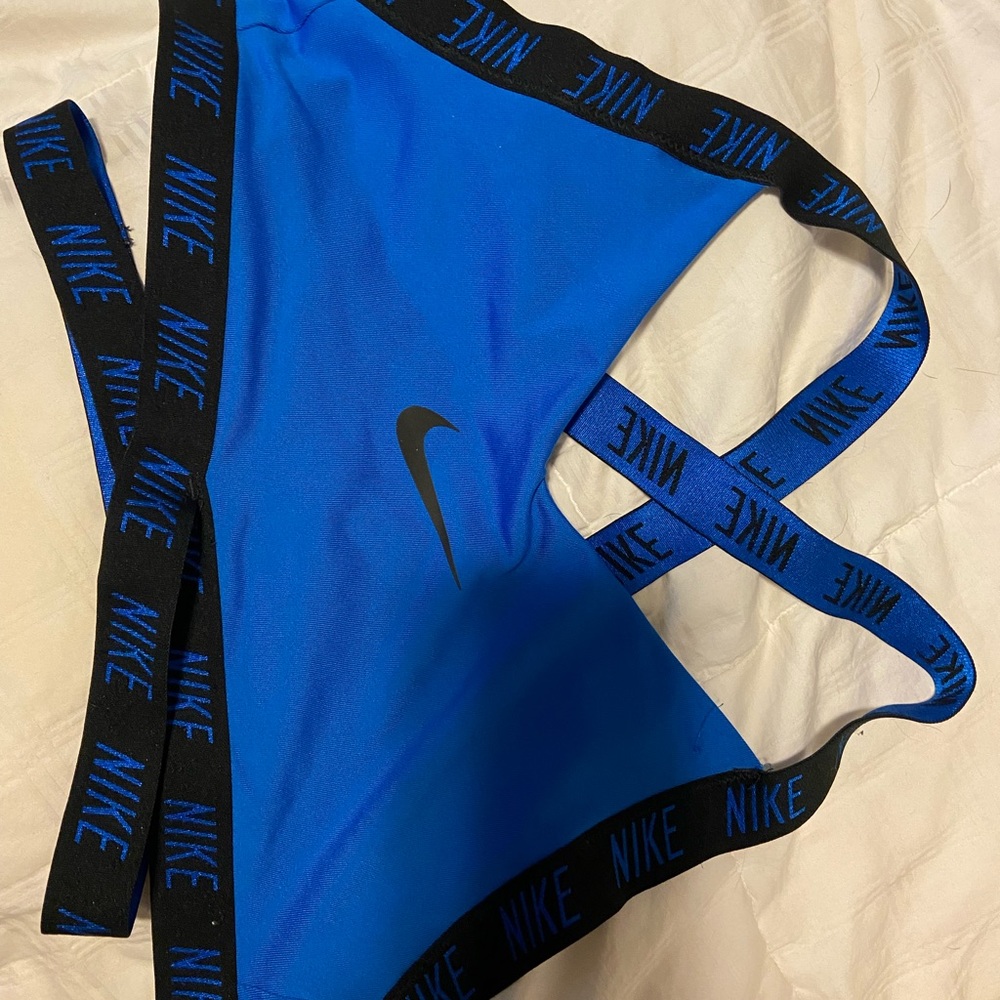NIKE sports bra